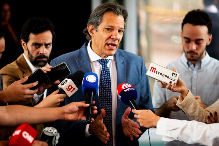 “dia-amanheceu-tenso”,-diz-haddad-apos-trump-ser-eleito-nos-eua