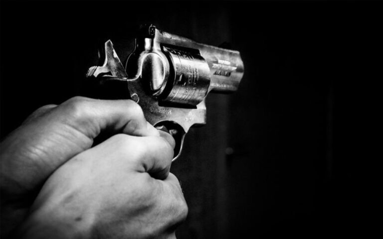 casal-e-encontrado-morto-com-marcas-de-tiros-dentro-de-casa-no-df
