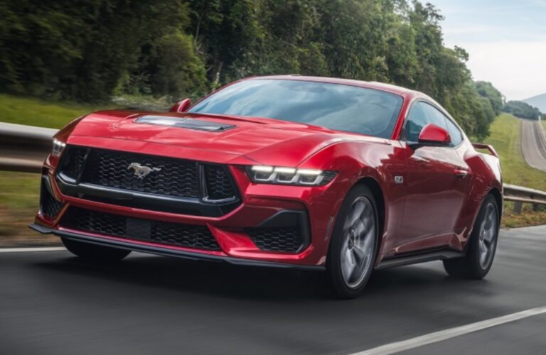 ford-anuncia-lancamento-de-mustang-manual-para-2025