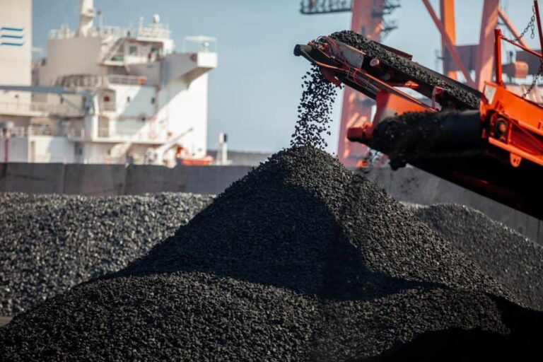 o-que-sao-combustiveis-fosseis?-entenda-as-vantagens-e-desvantagens-desse-tipo-de-energia