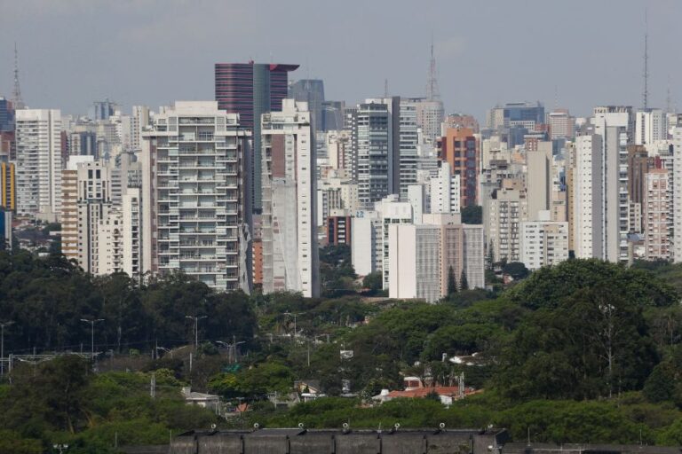 preco-do-aluguel-sobe-13,5%-em-media-em-2024;-veja-cidades-com-maiores-altas