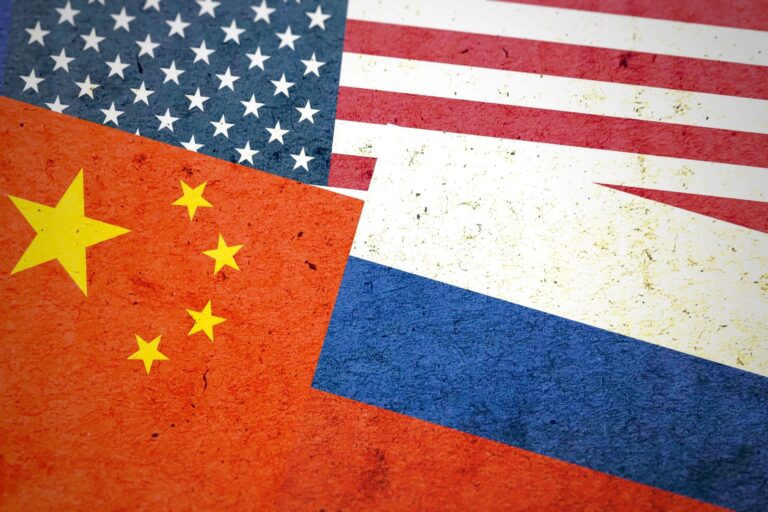 eua-proibem-vendas-de-carros-com-tecnologia-chinesa-ou-russa