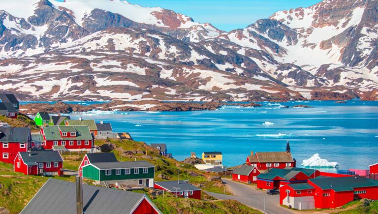 aquecimento-global-muda-paisagem-na-groenlandia-e-transforma-lagos-cristalinos-em-marrom