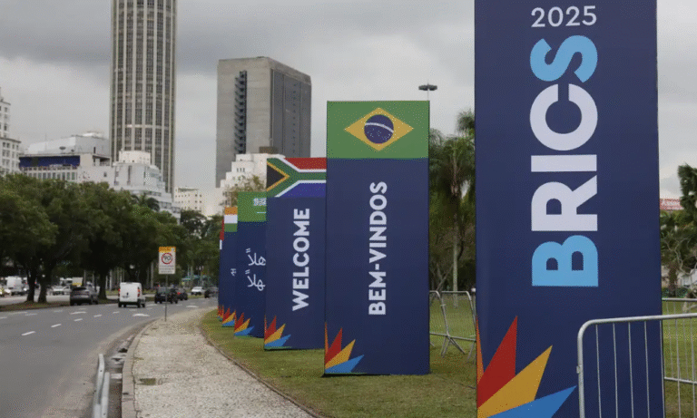 acompanhe-a-cerimonia-oficial-de-chegada-dos-chefes-de-estado-e-de-governo-do-brics;-ao-vivo