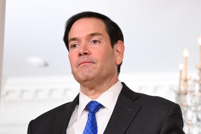 em-primeira-visita-oficial,-marco-rubio-promete-a-asia-tarifas-mais-baixas