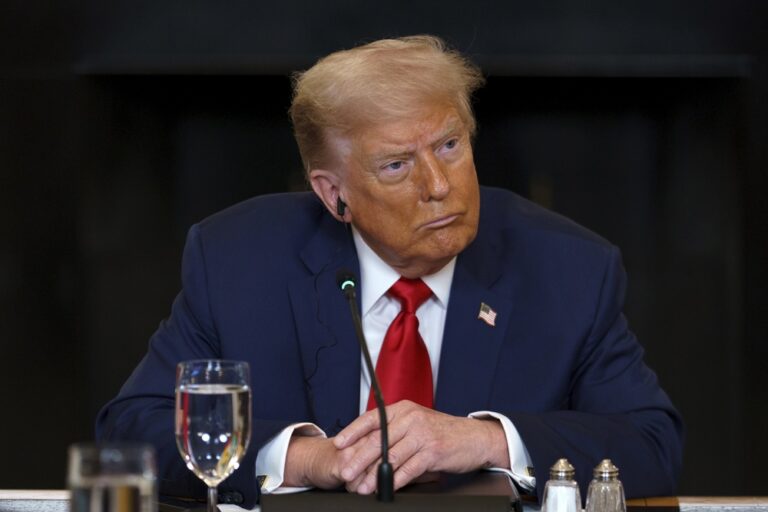 altos-funcionarios-de-trump-defendem-operacoes-contra-imigrantes-nos-eua