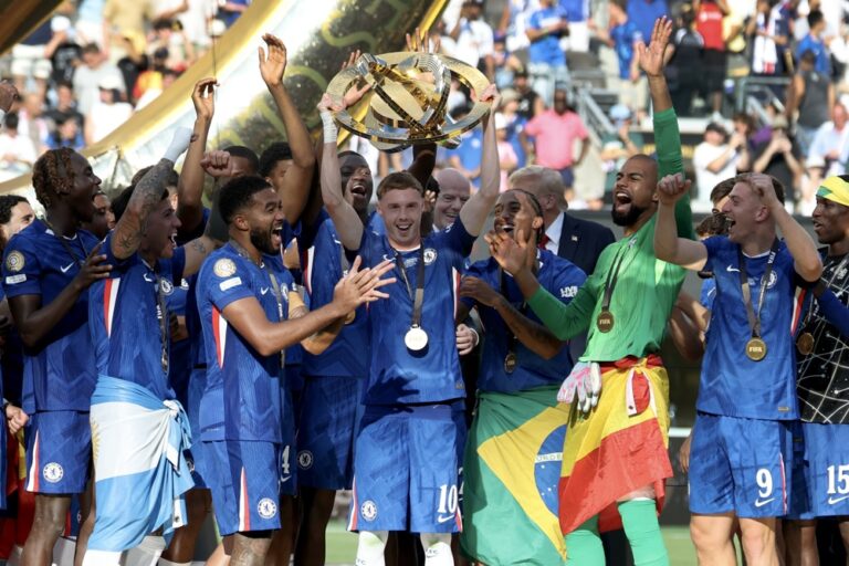 chelsea-supera-desconfianca-para-se-sagrar-campeao-do-mundo:-‘todo-mundo-duvidava-de-nos’
