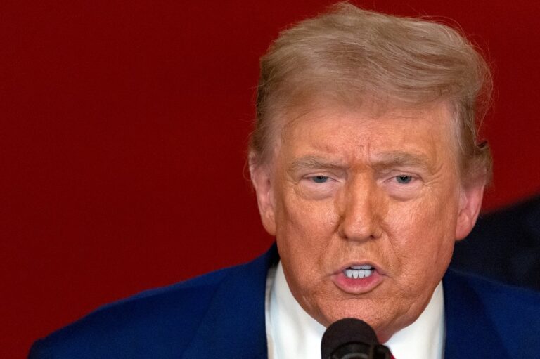 trump-mobiliza-dois-submarinos-nucleares-em-resposta-as-‘declaracoes-provocativas’-de-ex-presidente-russo