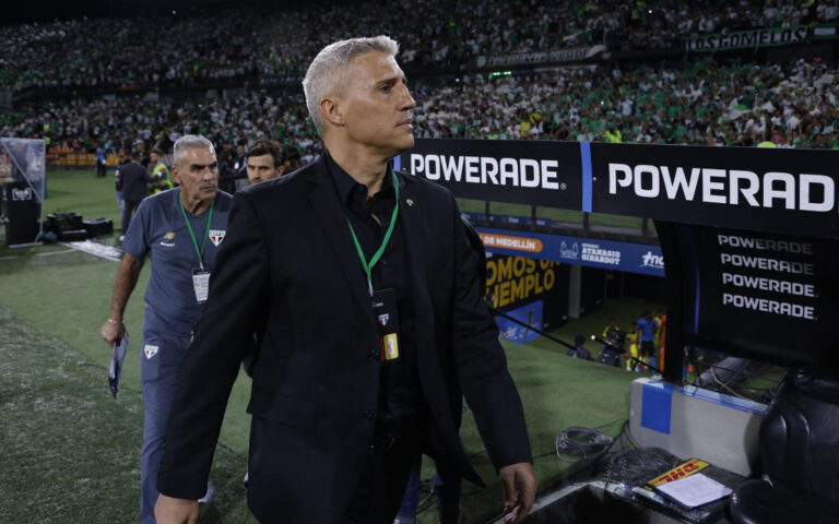 ‘pressao-alta’:-hernan-crespo-avalia-jogo-do-sao-paulo-contra-o-atletico-nacional