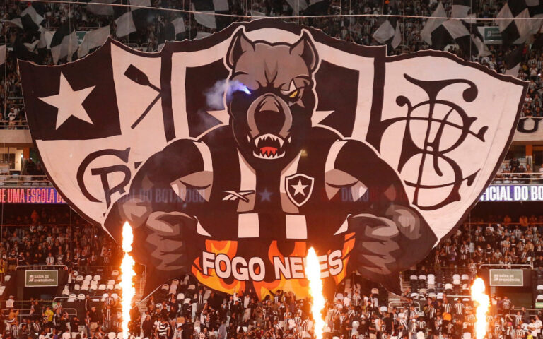 botafogo-conta-com-a-forca-do-nilton-santos-para-dominar-a-ldu-na-libertadores