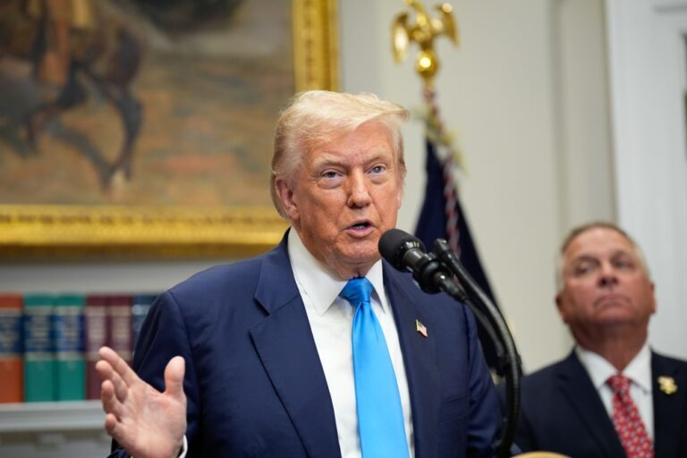 trump-quer-acabar-com-voto-por-correio-nos-eua
