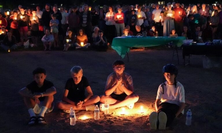 eua-investigam-massacre-em-escola-catolica-como-crime-de-odio-e-terrorismo-domestico