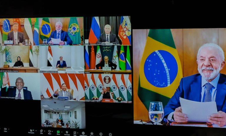 xi-jinping-insta-brics-a-‘resistir-a-todas-as-formas-de-protecionismo’