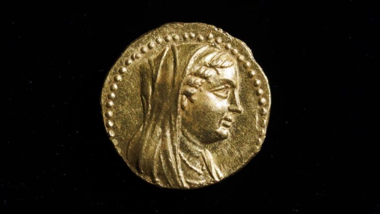moeda-de-2.200-anos-retratando-rainha-egipcia-e-descoberta-em-jerusalem