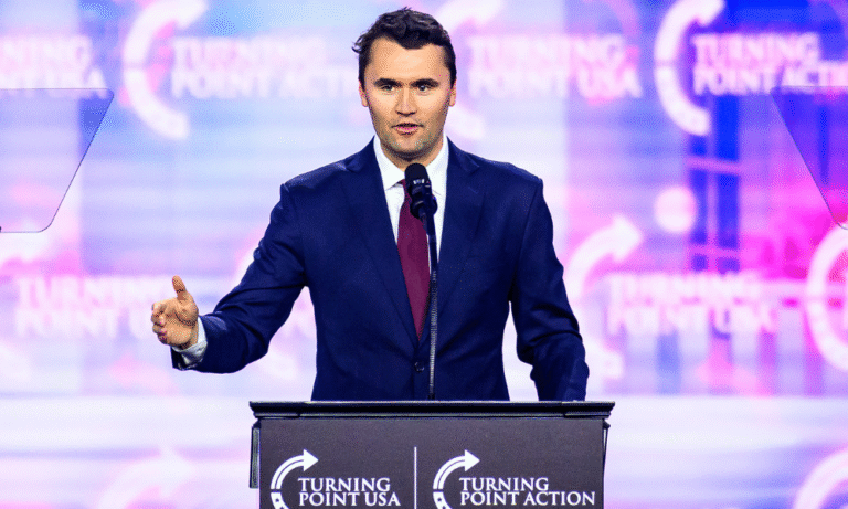 trump-pede-pena-de-morte-para-assassino-de-charlie-kirk