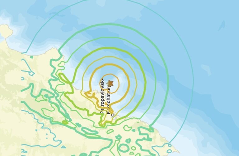 terremoto-de-magnitude-7,4-atinge-a-costa-da-russia-no-pacifico