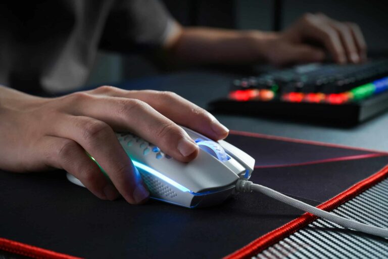 como-conectar-mouse-e-teclado-com-usb-no-celular-android-ou-iphone-(ios)