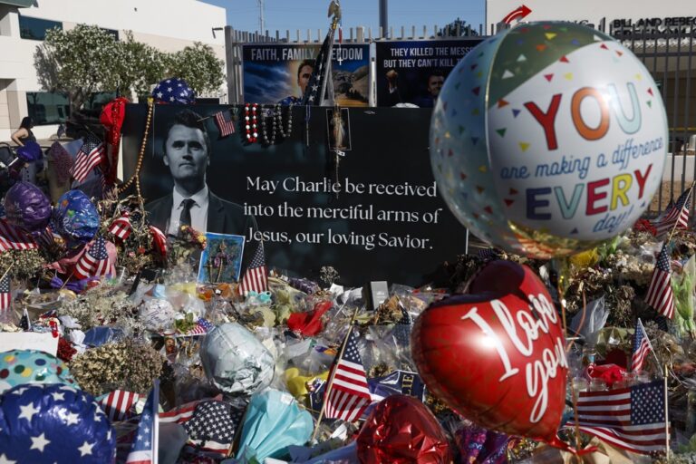trump-lidera-homenagem-ao-ativista-conservador-charlie-kirk